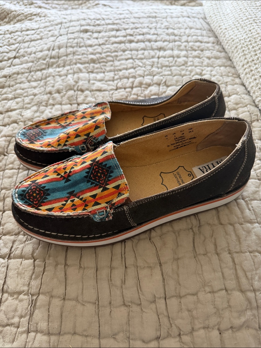 Myra Multicolor Aztec Canvas & Brown Leather Slip-On Loafers size 7 - Picture 6 of 17